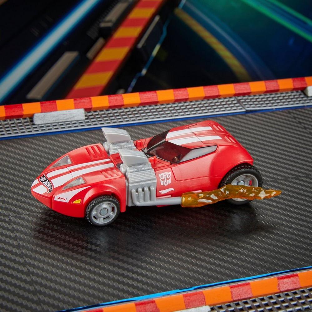 Transformers Collaborative Hot Wheels® x Transformers Twin Mill