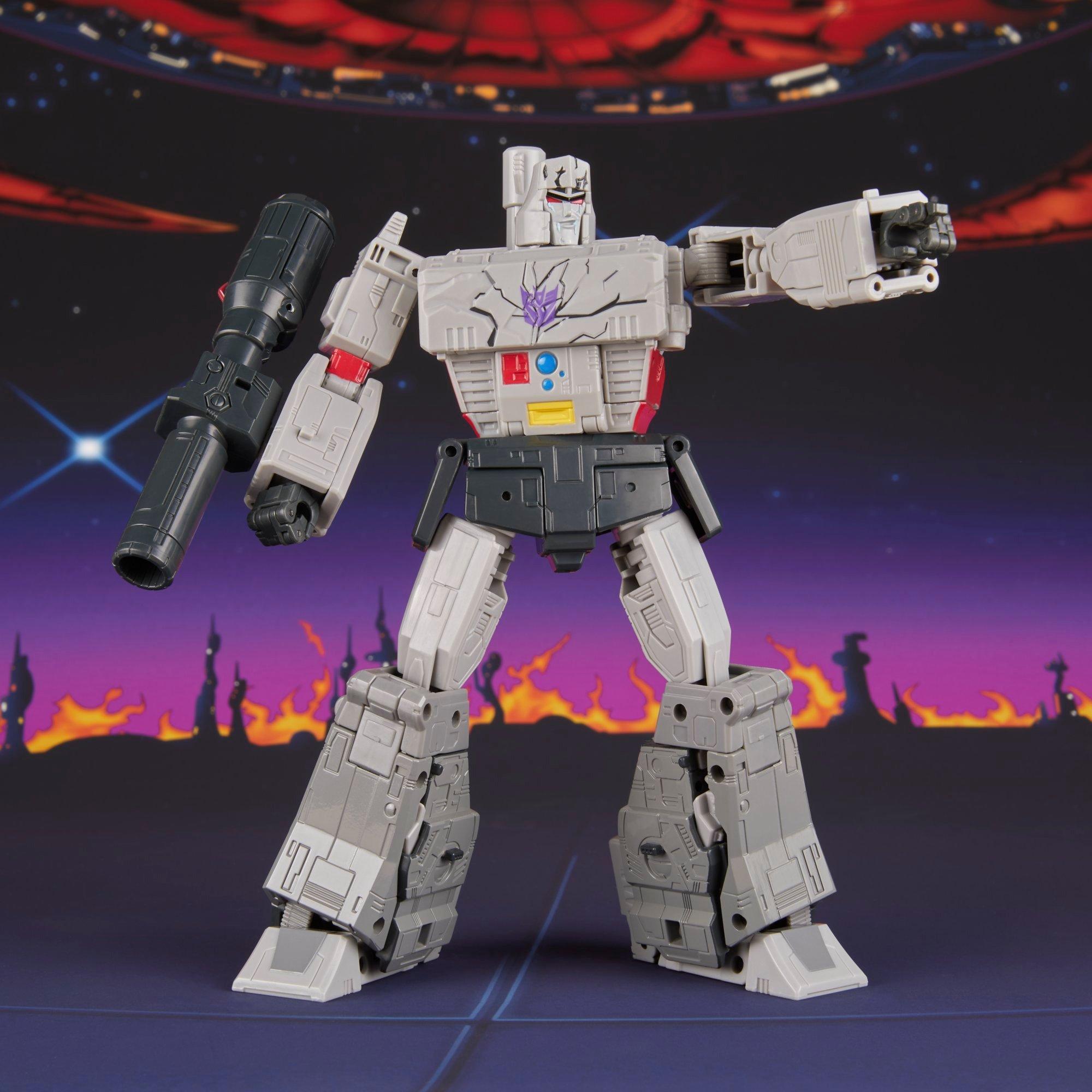 Transformers Studio Series MTMTE Collection The Transformers: The Movie Leader Class Megatron