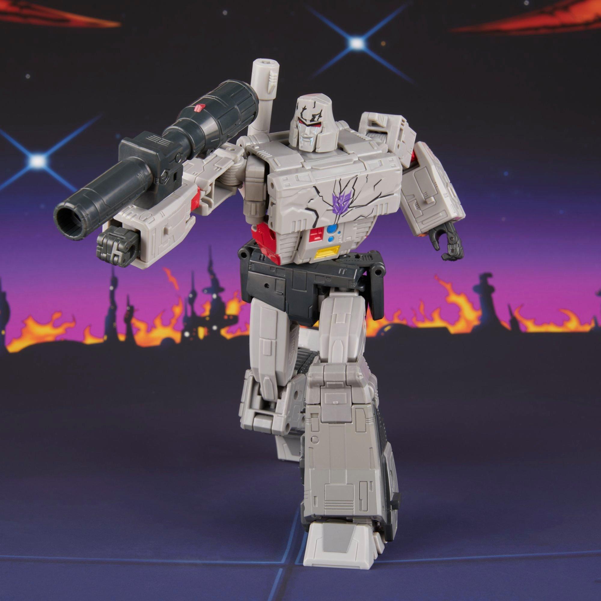 Transformers Studio Series MTMTE Collection The Transformers: The Movie Leader Class Megatron